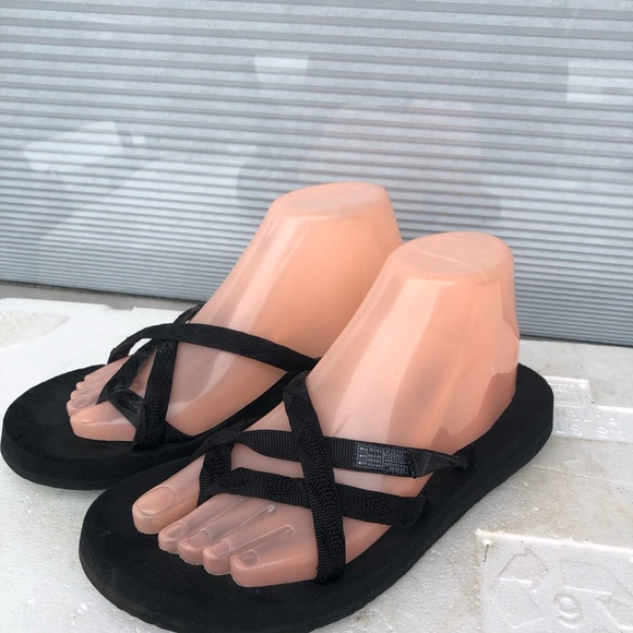 Teva 6840B Olowahu Mush Sandals Strappy Black platform Slides Shoes Size 7 - Picture 1 of 16